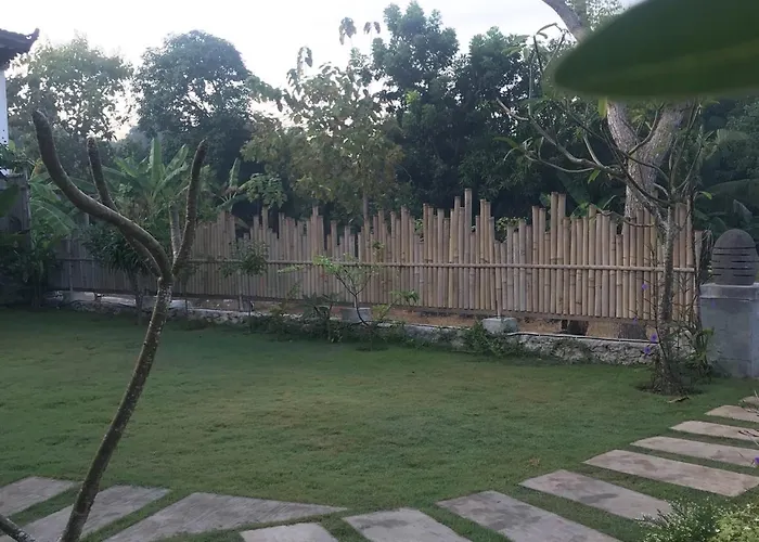Hostel Ampel Lembongan Ceningan Island