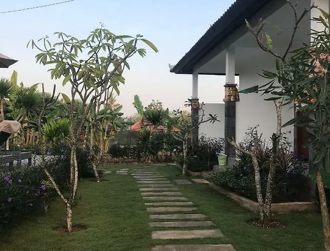 Hostel Ampel Lembongan Ceningan Island